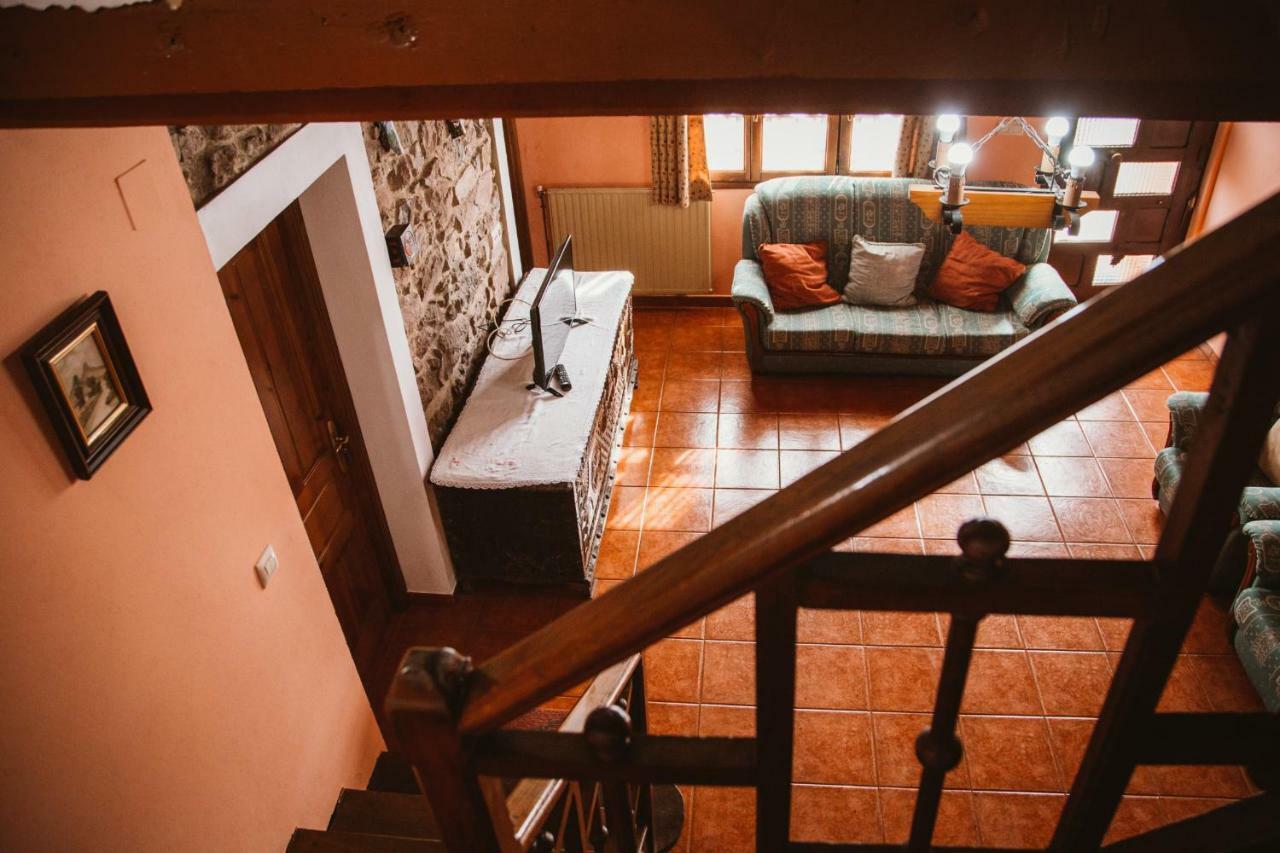 Vila Carquera Casa A 8 Km De Nava Exteriér fotografie