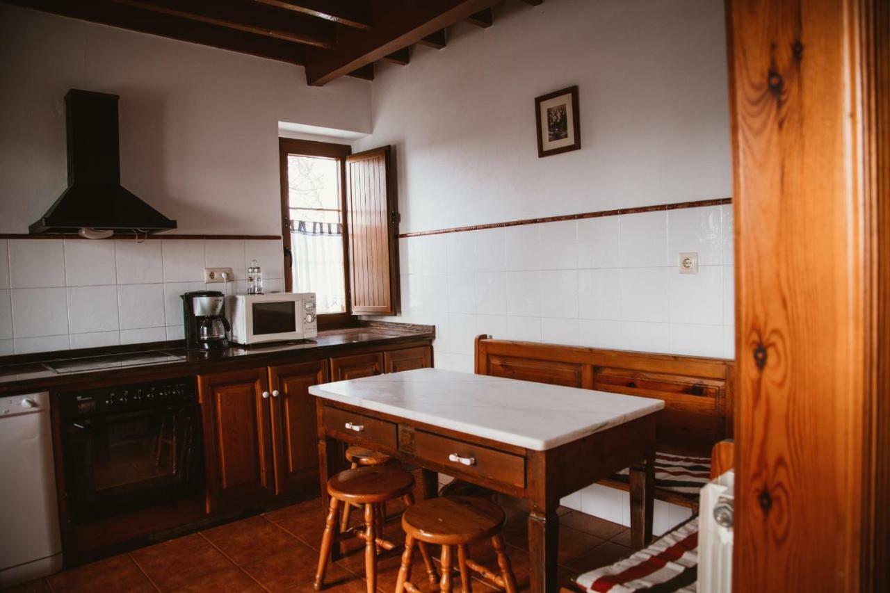 Vila Carquera Casa A 8 Km De Nava Exteriér fotografie